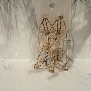 Elegant Gold-Tone Leaf Earrings